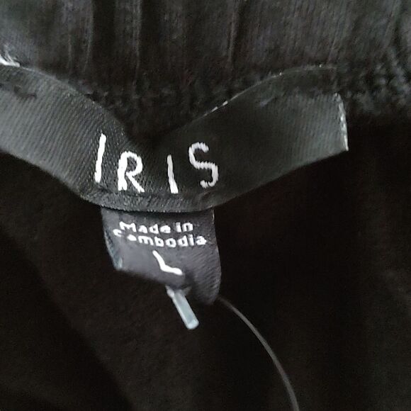 Iris Basic black off the shoulder kangaroo long sleeve top  Sz L - Picture 5 of 5